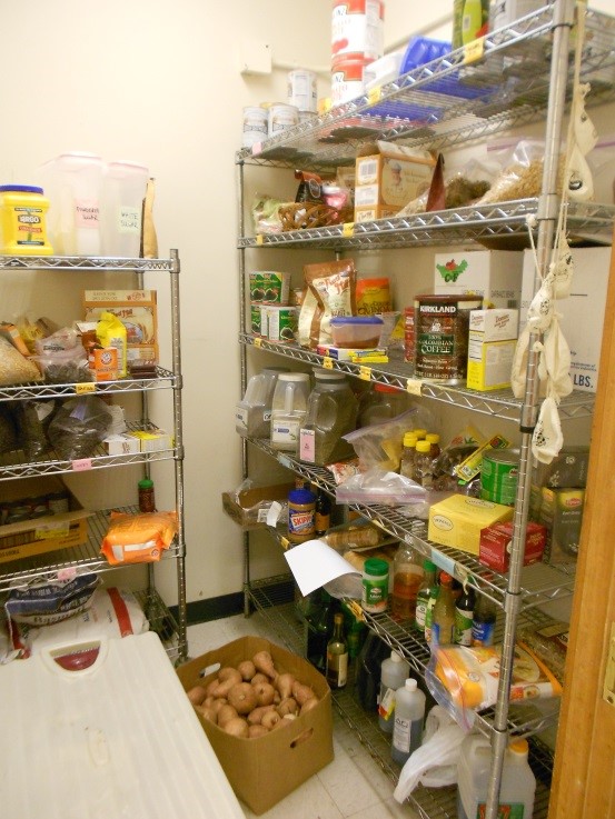 Our pantry: so many possibilities! 