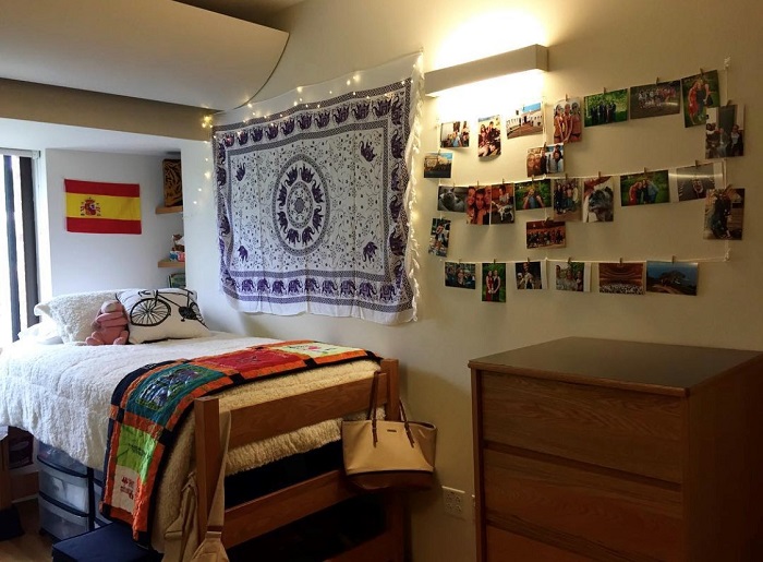 Andrea's dorm room