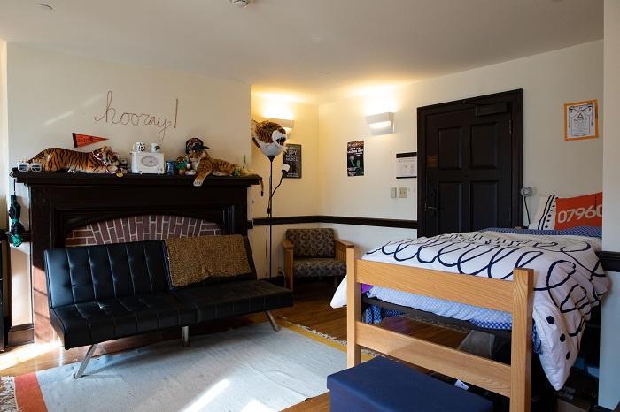 Princeton dorm room #4